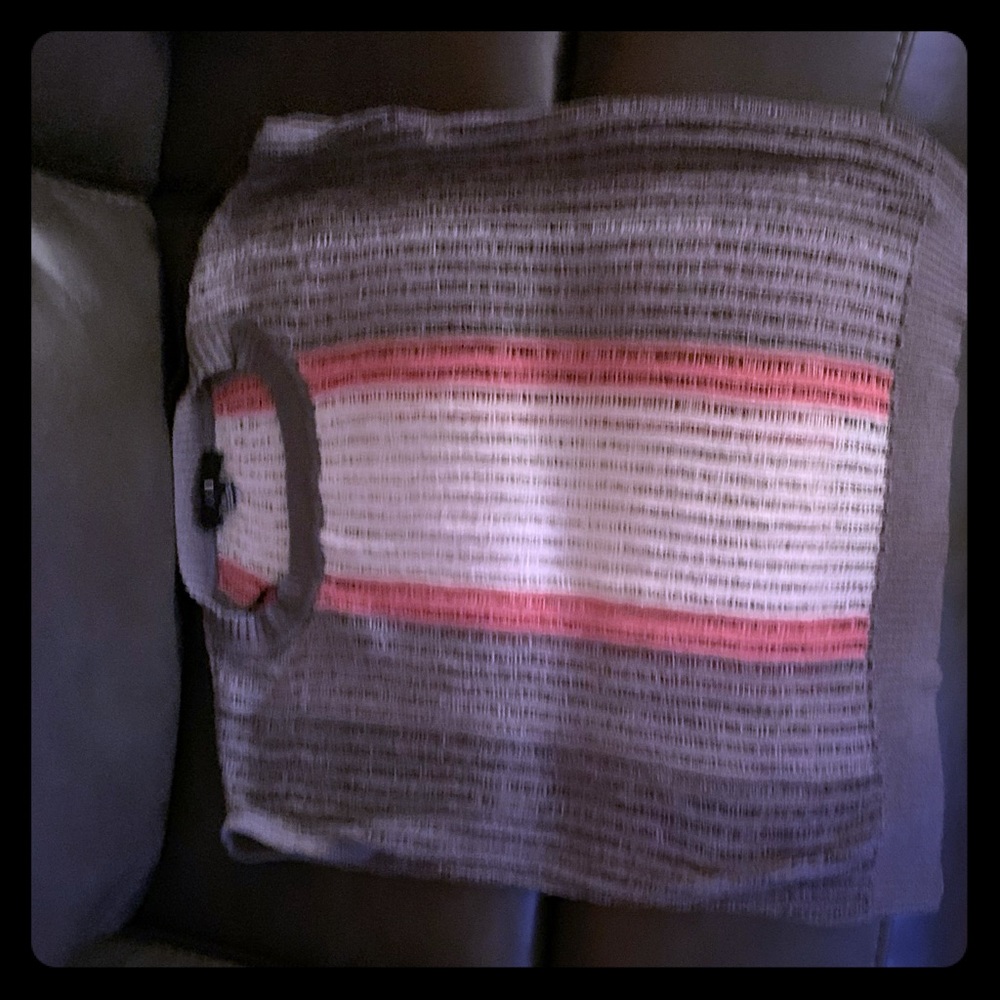 Sleeveless sweater
